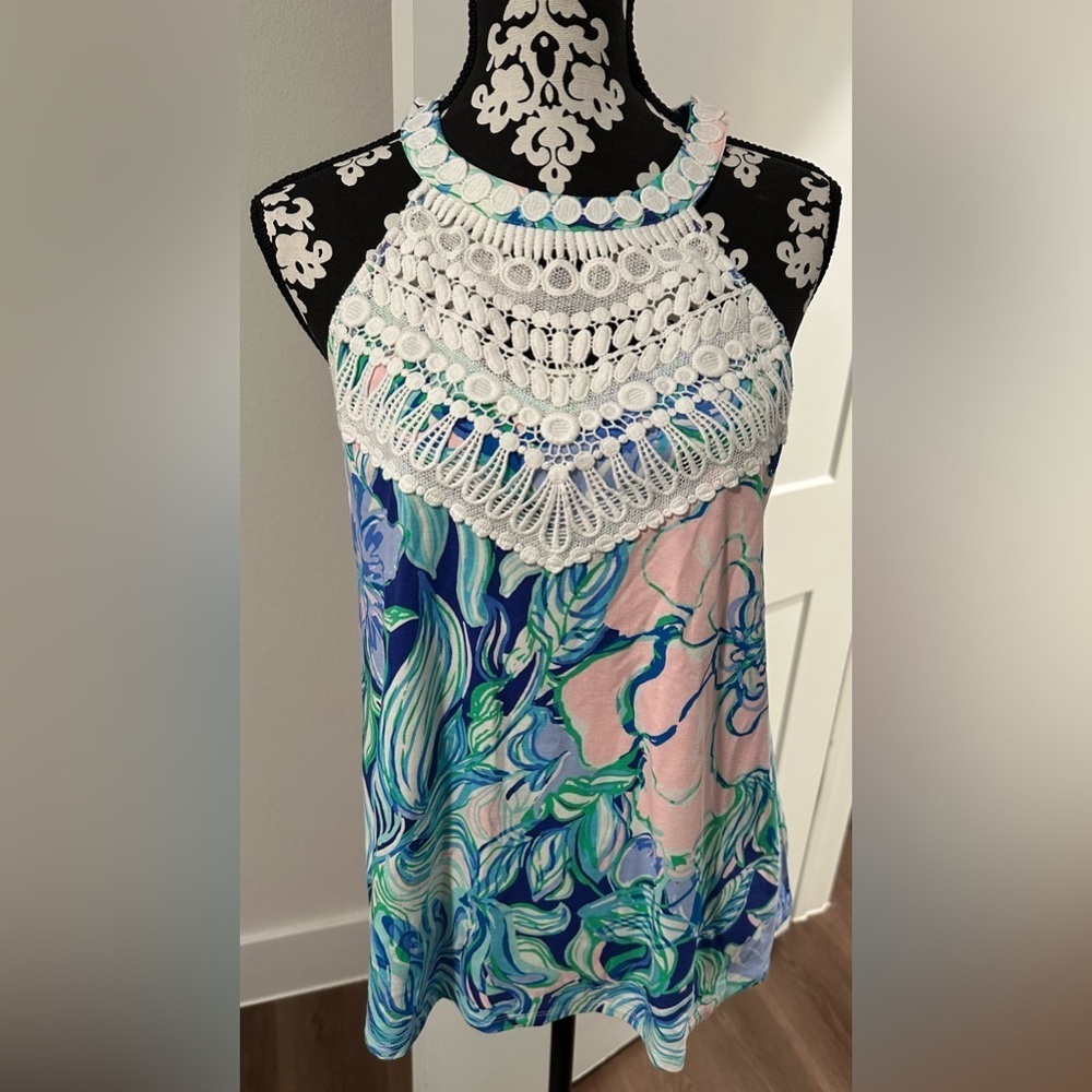 Lilly Pulitzer Dawn Halter Top with Lace Detail "Party Thyme" print